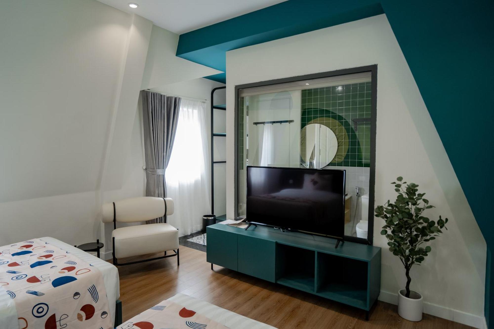 Отель Palette Collect's Boutique 3*